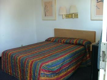 American Budget Inn And Suites-Modesto Extérieur photo