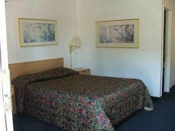 American Budget Inn And Suites-Modesto Extérieur photo